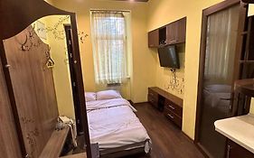 Квартира на вулиці Наливайка 7 в центрі біля Оперного Театру після ремонту